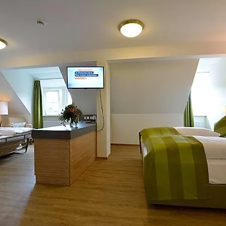 Landgasthof Hess 3*